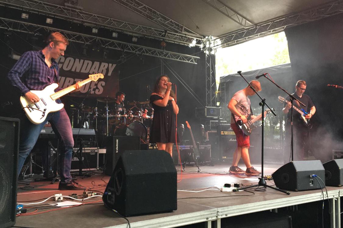 Secondary Virtues beim Sandhasen-Rock